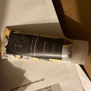 Wild Summer Apricot hair treatment